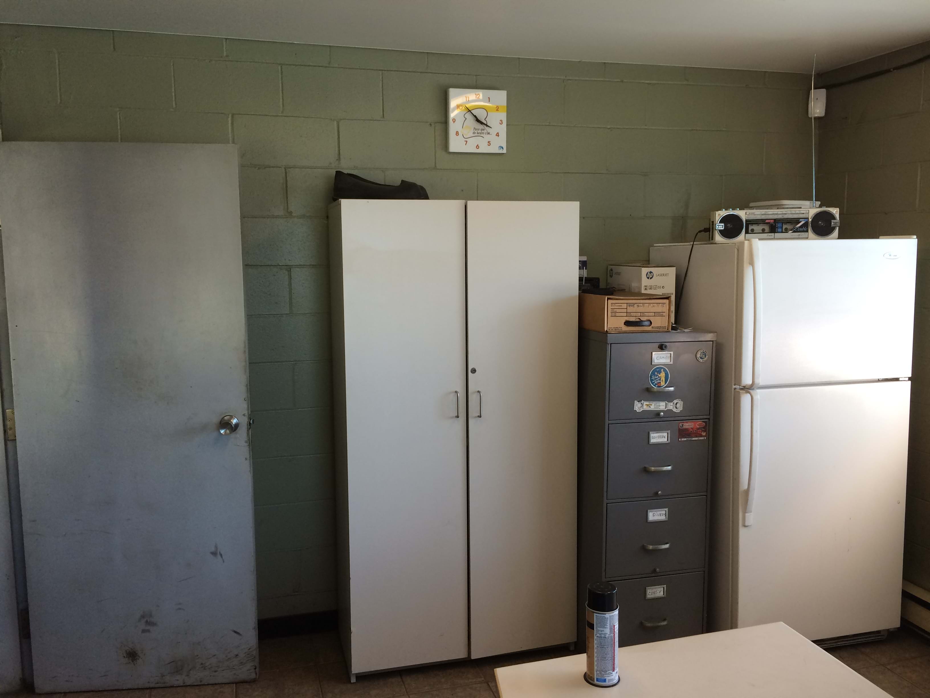 Bureau de travail style industriel à Québec