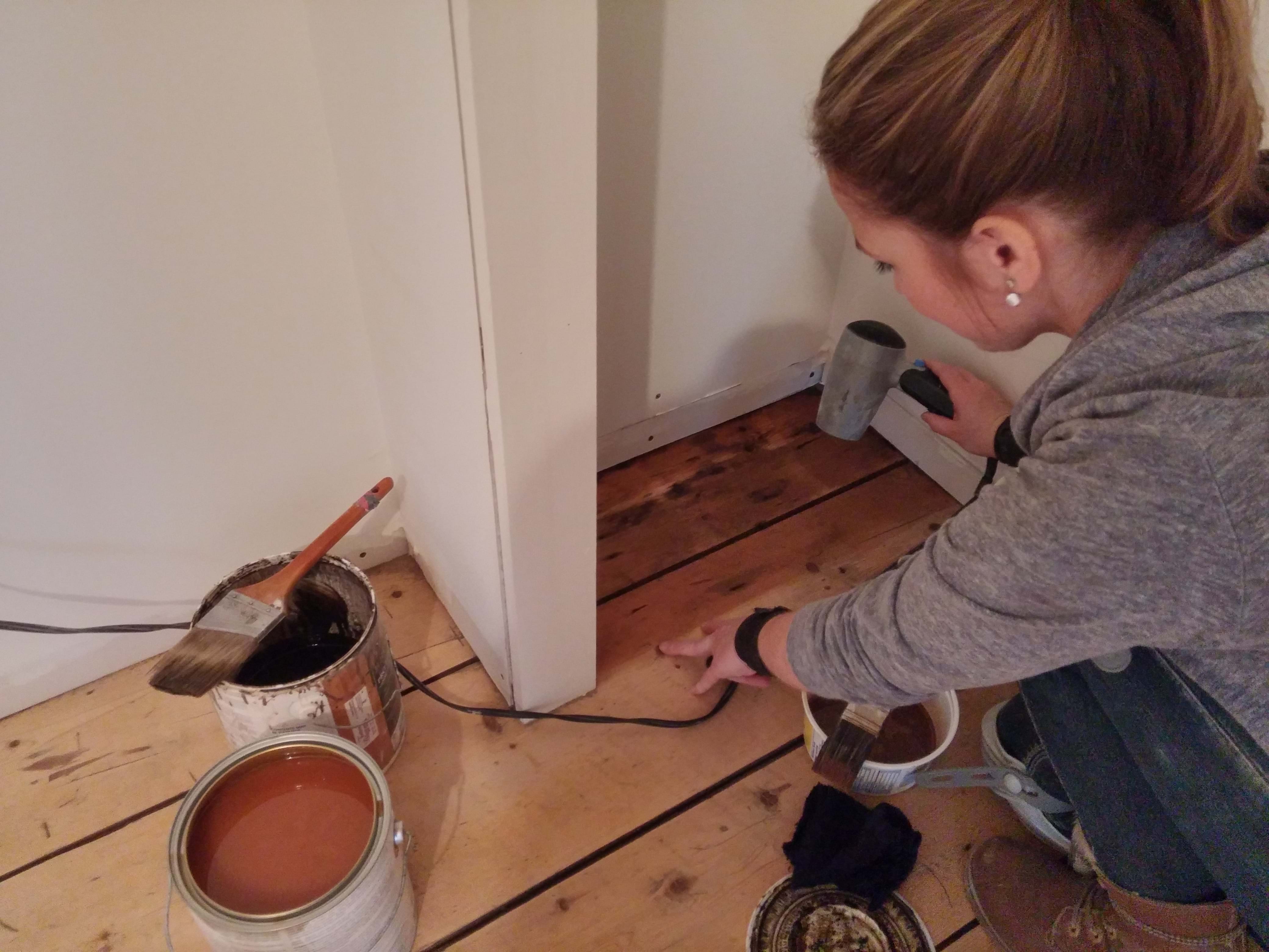 Restauration d'une patine de plancher antique