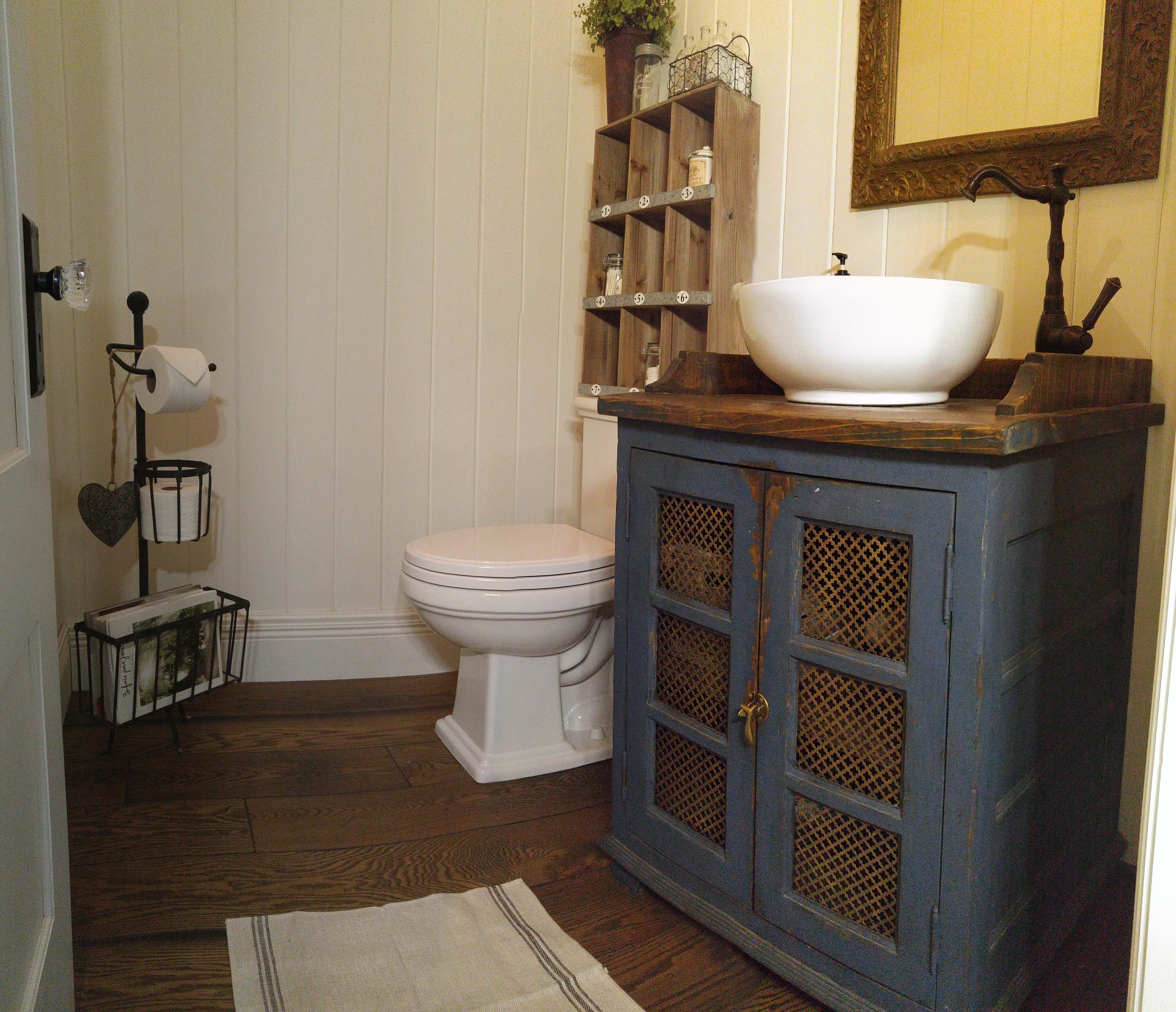 Cabinet bleu antique