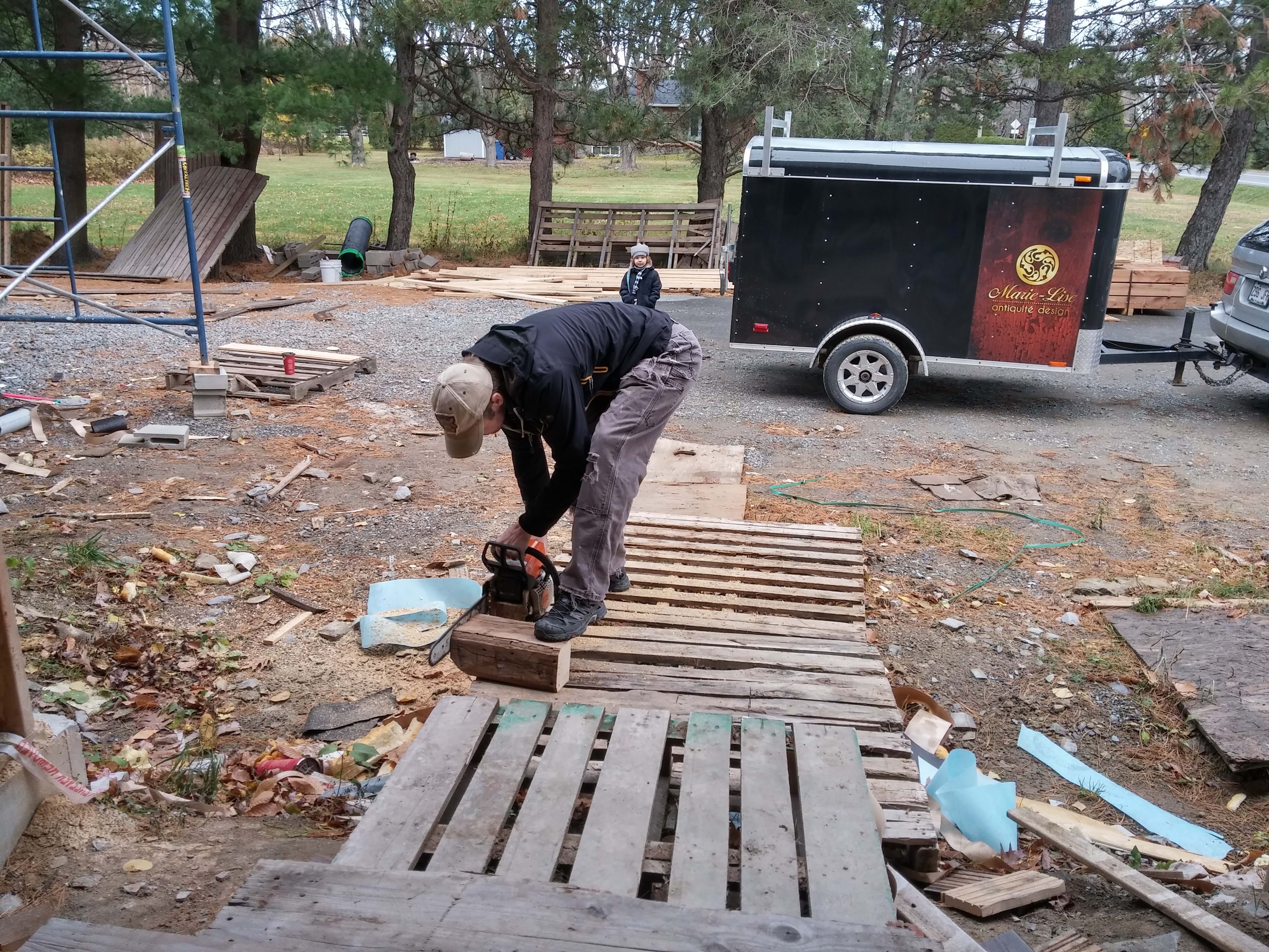 Ensemble de fausses poutres antiques