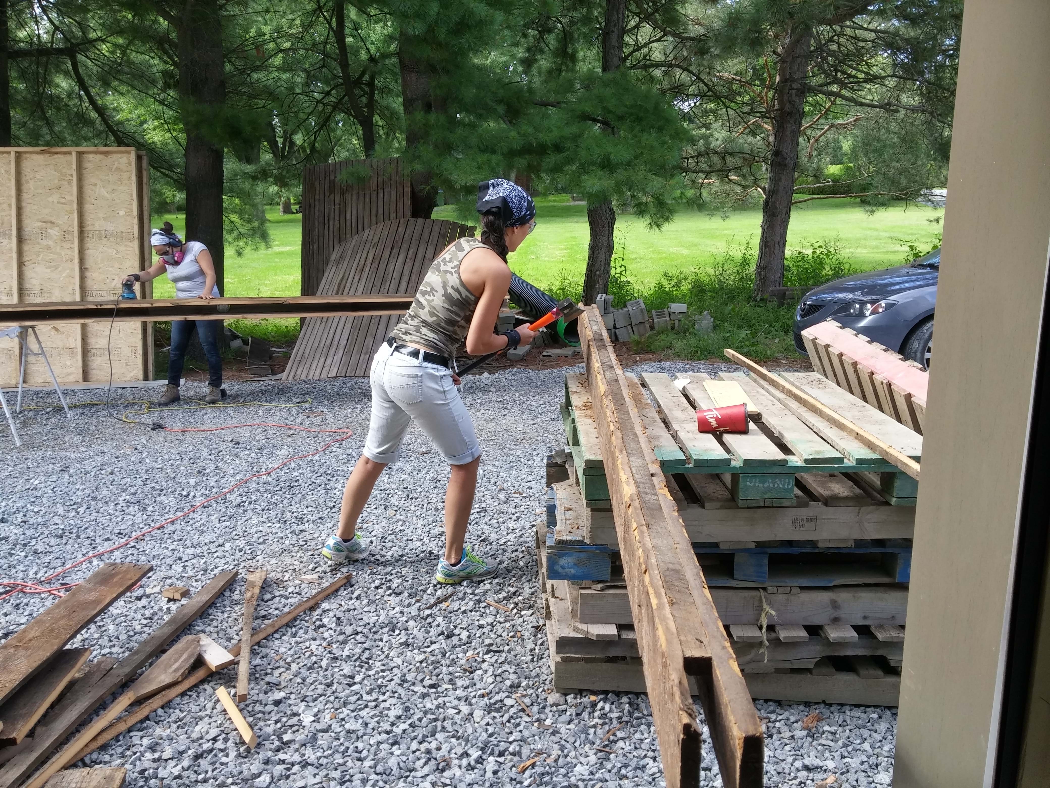 Ensemble de fausses poutres antiques