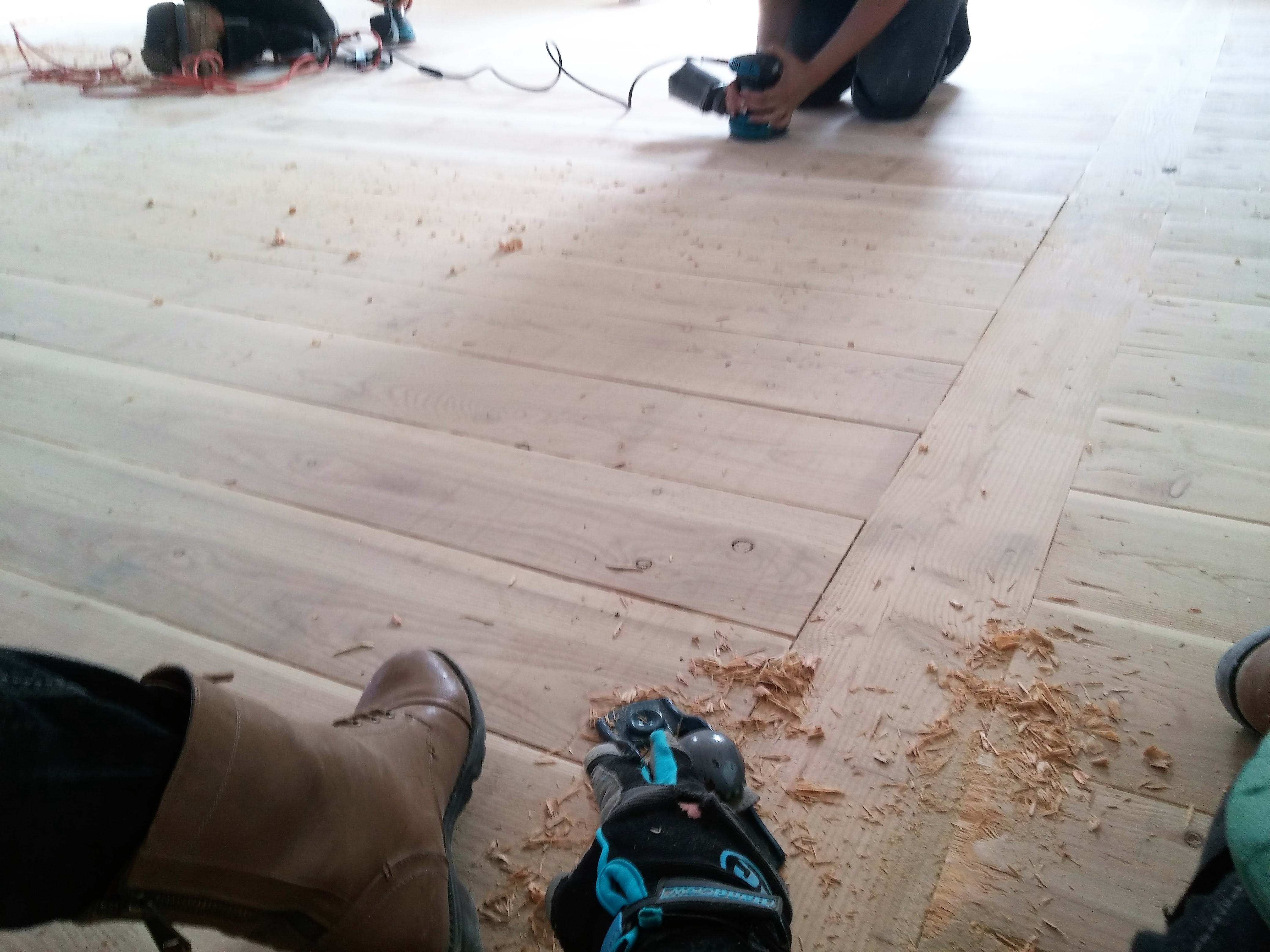 Plancher mélèze huilé.