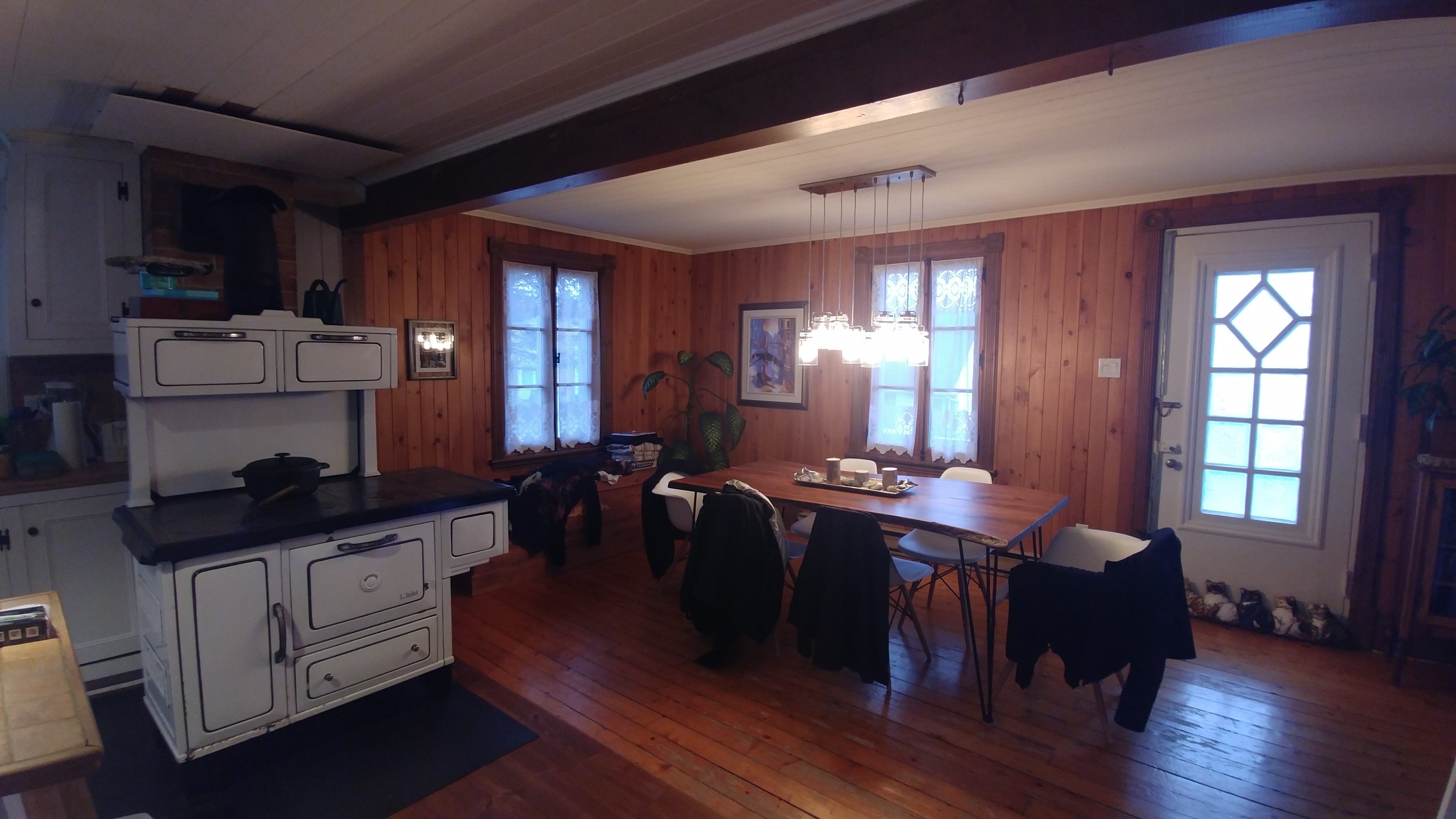 Cuisine en bois massif à Boischatel