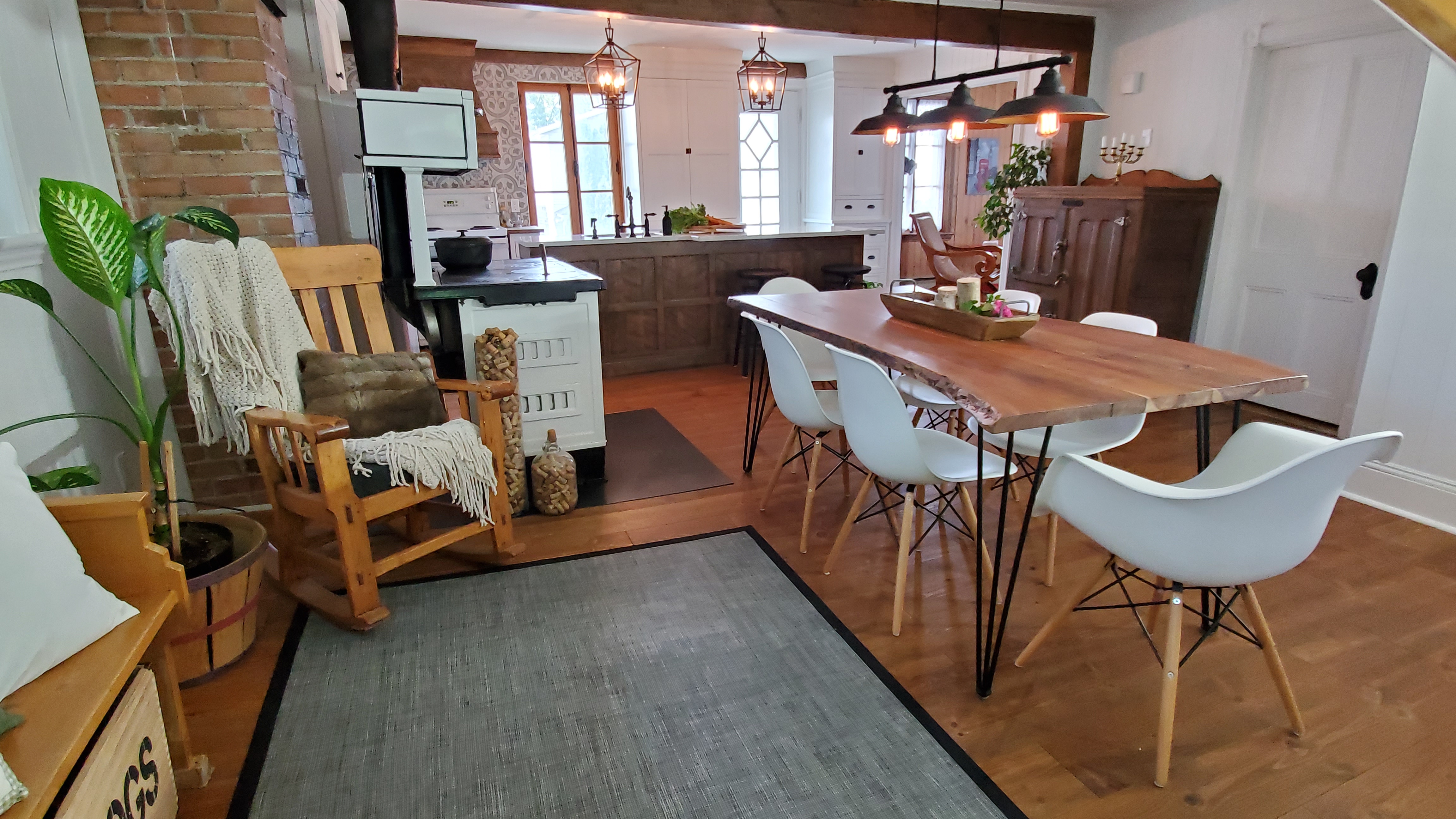 Cuisine en bois massif à Boischatel