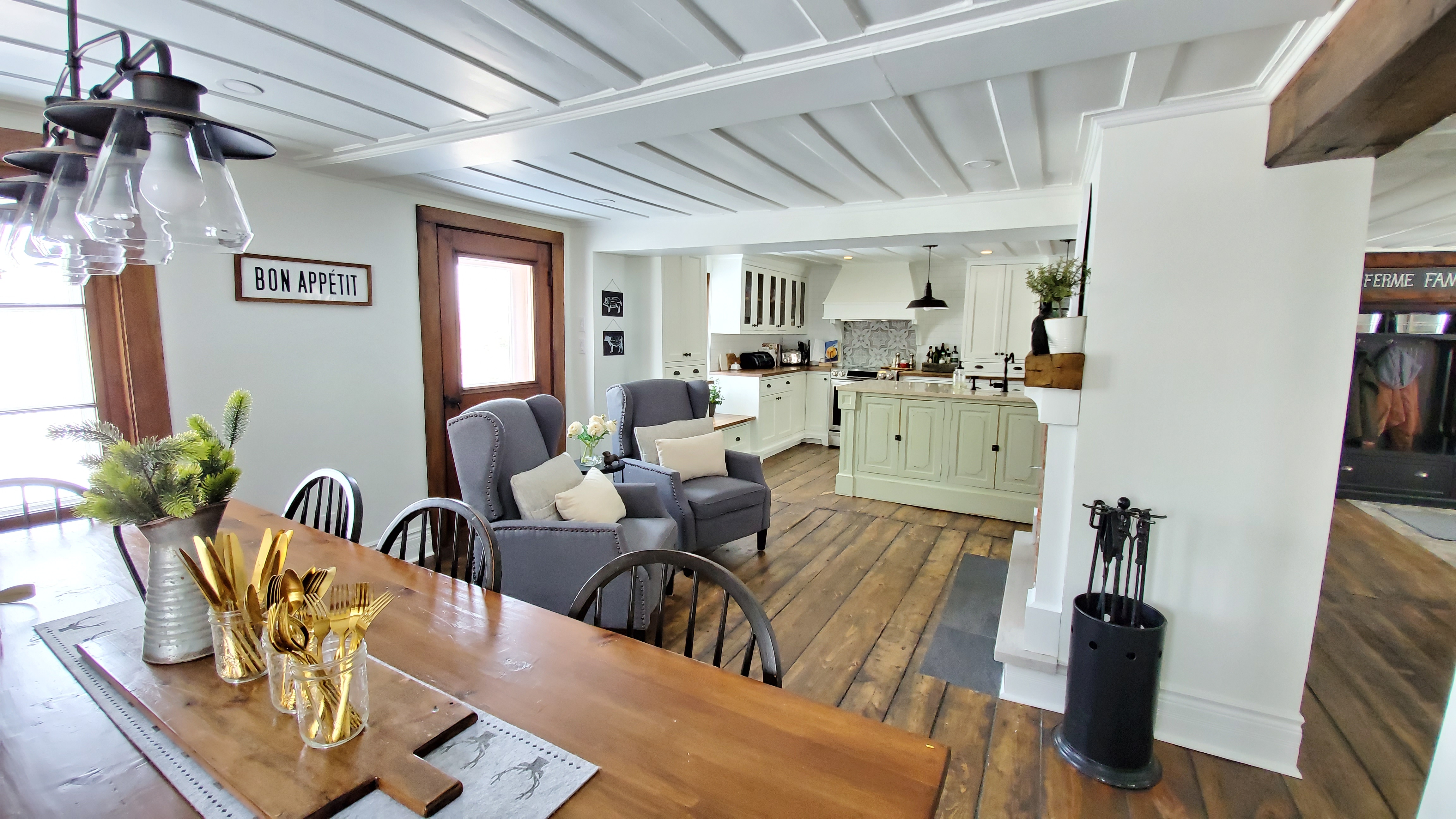 Ancestrale en pièce sur pièce à Nicolet