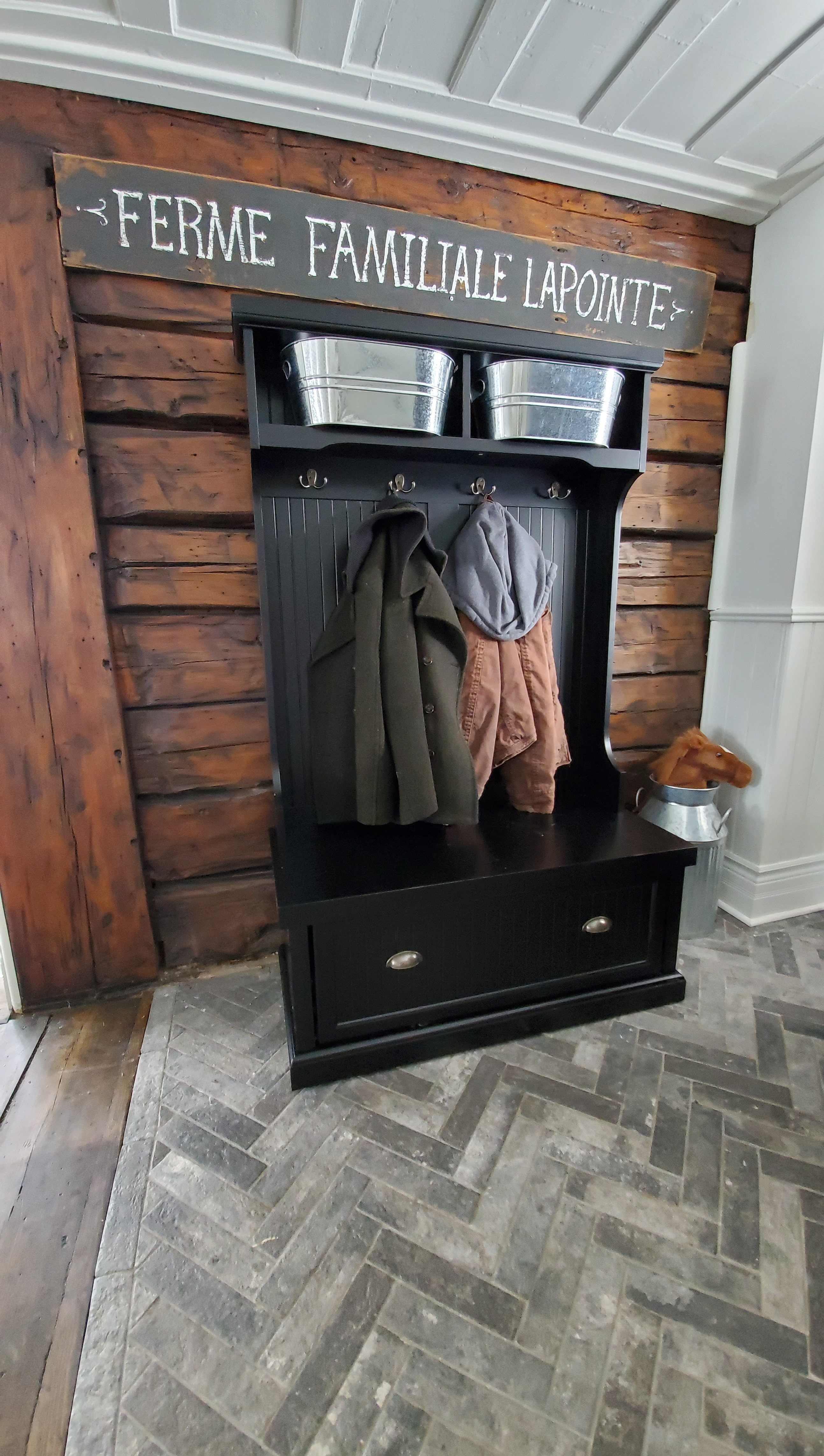 Brunissement d'un pièce sur pièce