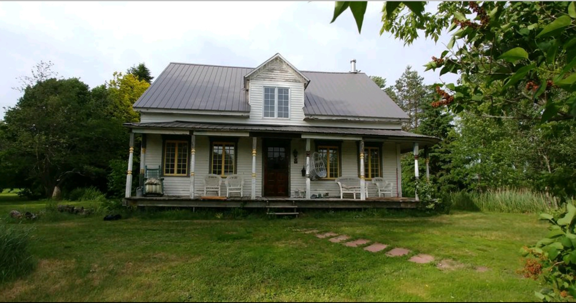 Ancestrale en pièce sur pièce à Sorel