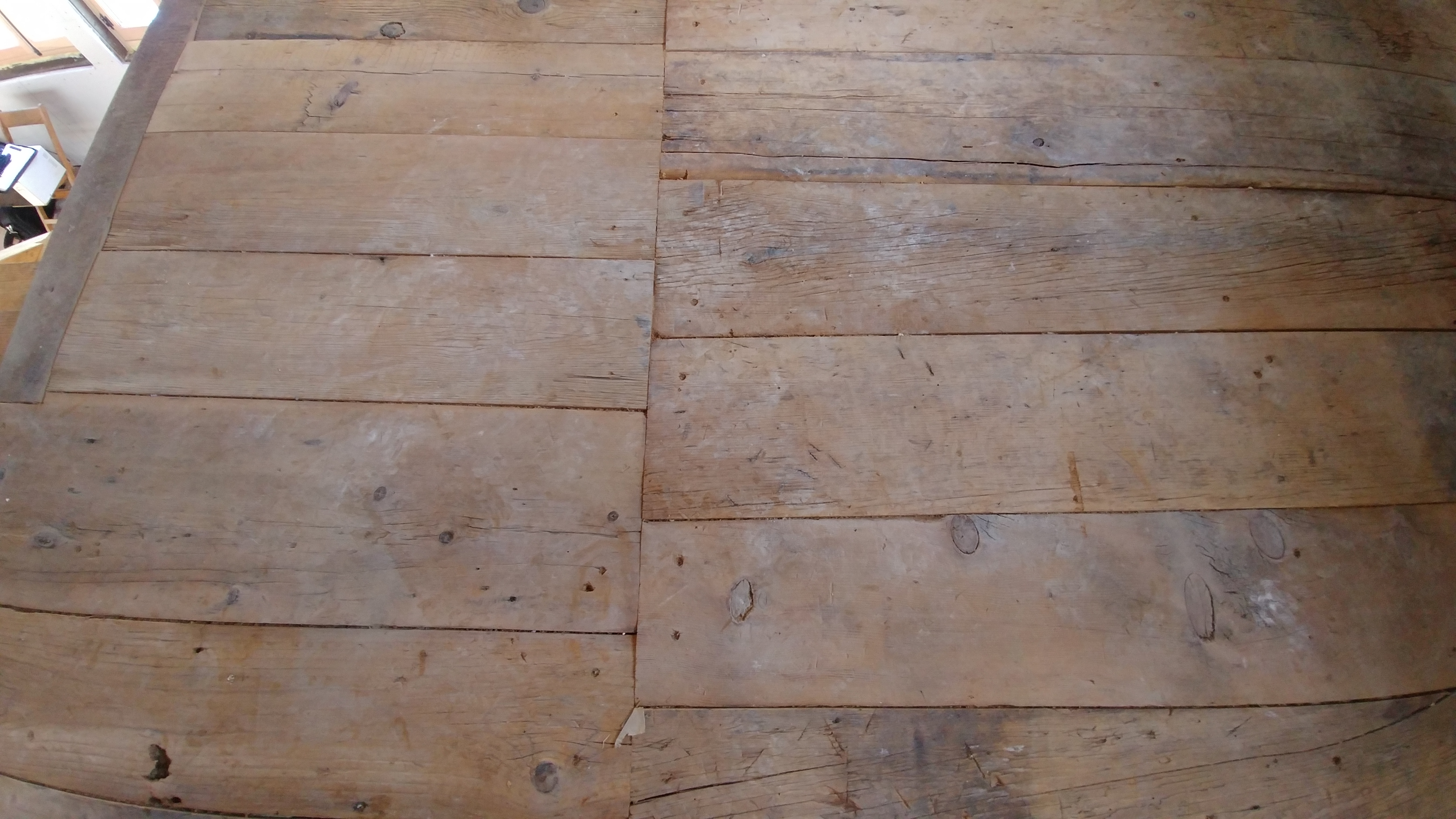 Plancher antique jaune ocre