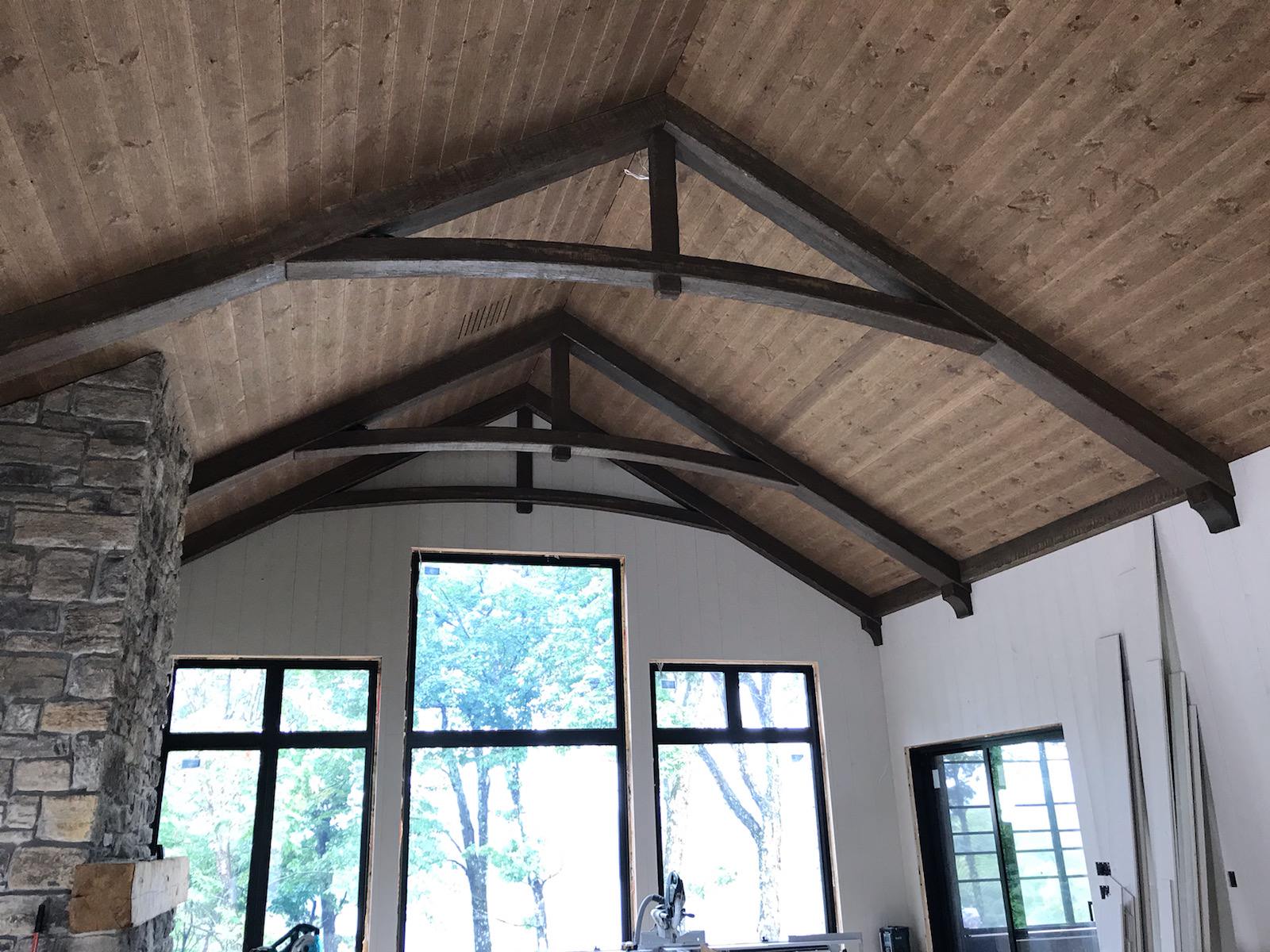 Poutres arquées pour construction neuve