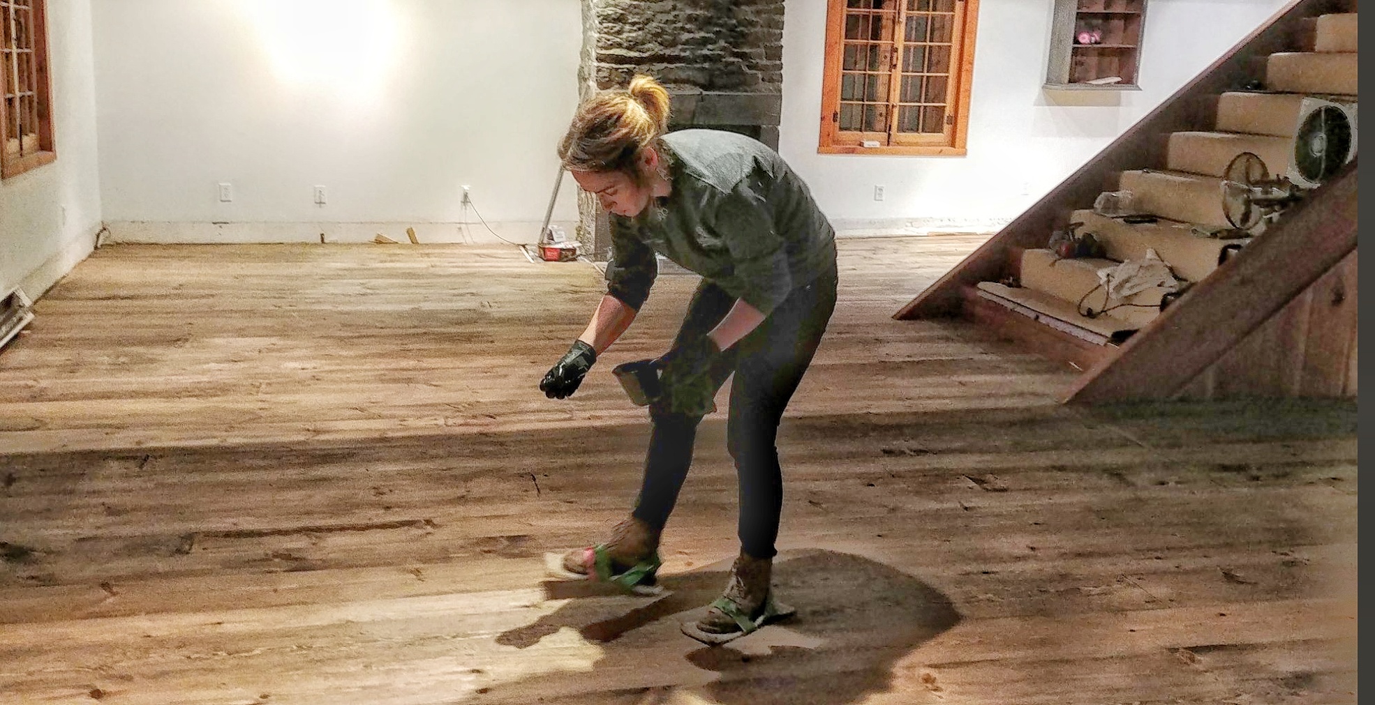Plancher antique pour une maison coloniale française à l'Acadie