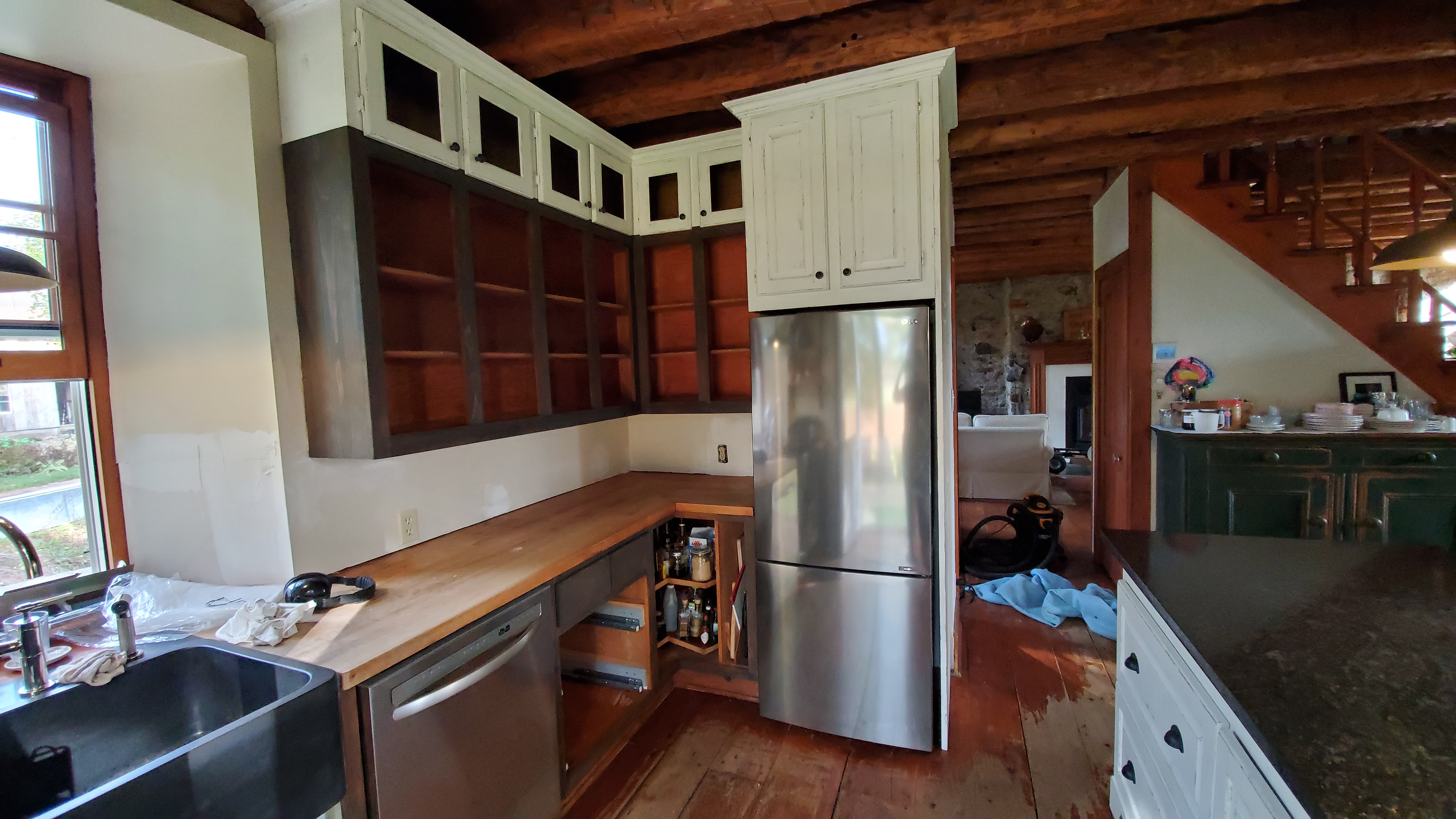 Cuisine avec patine de blanc antique à la chaux