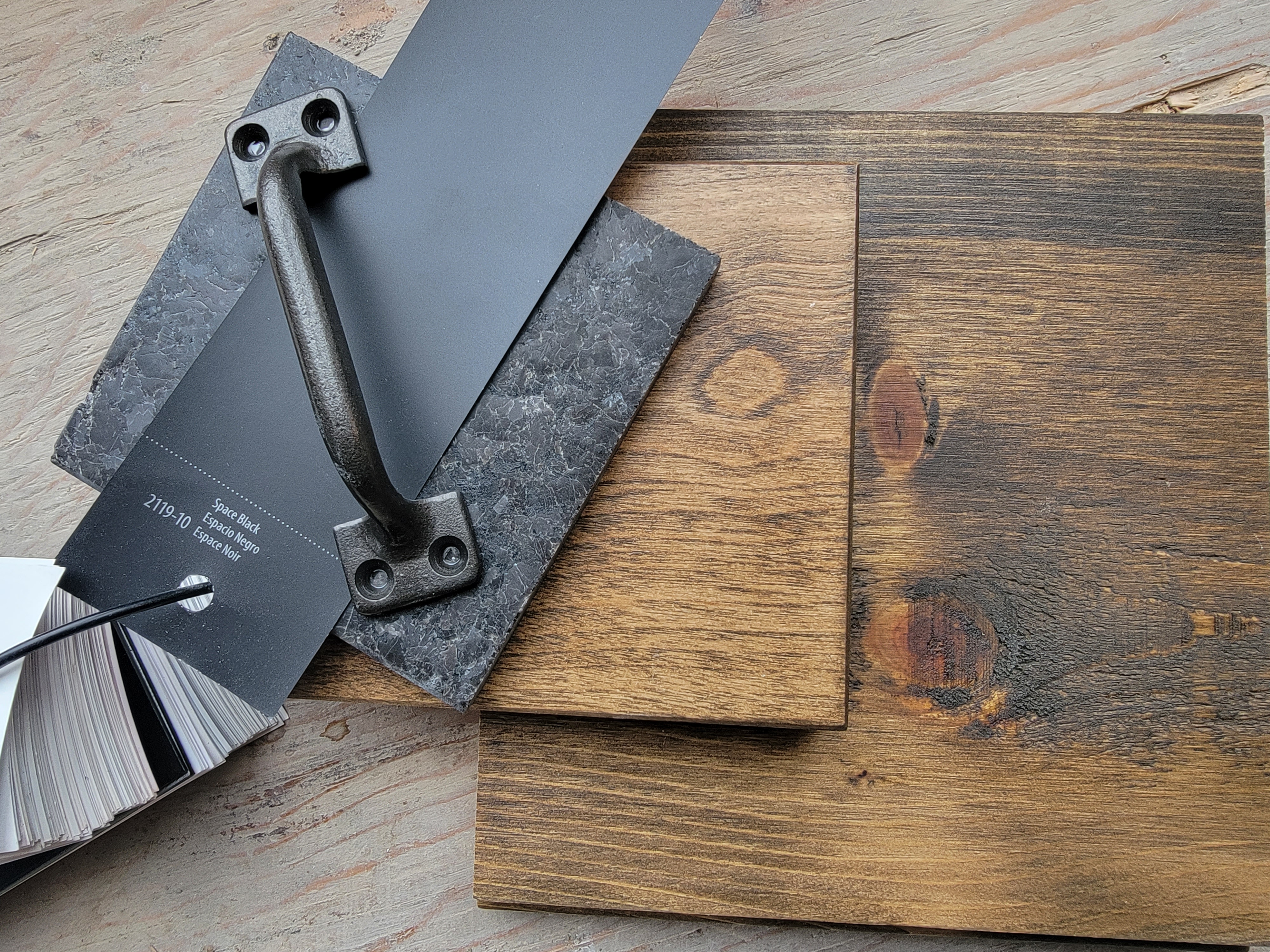 Cuisine construite par dessus une piscine creusée