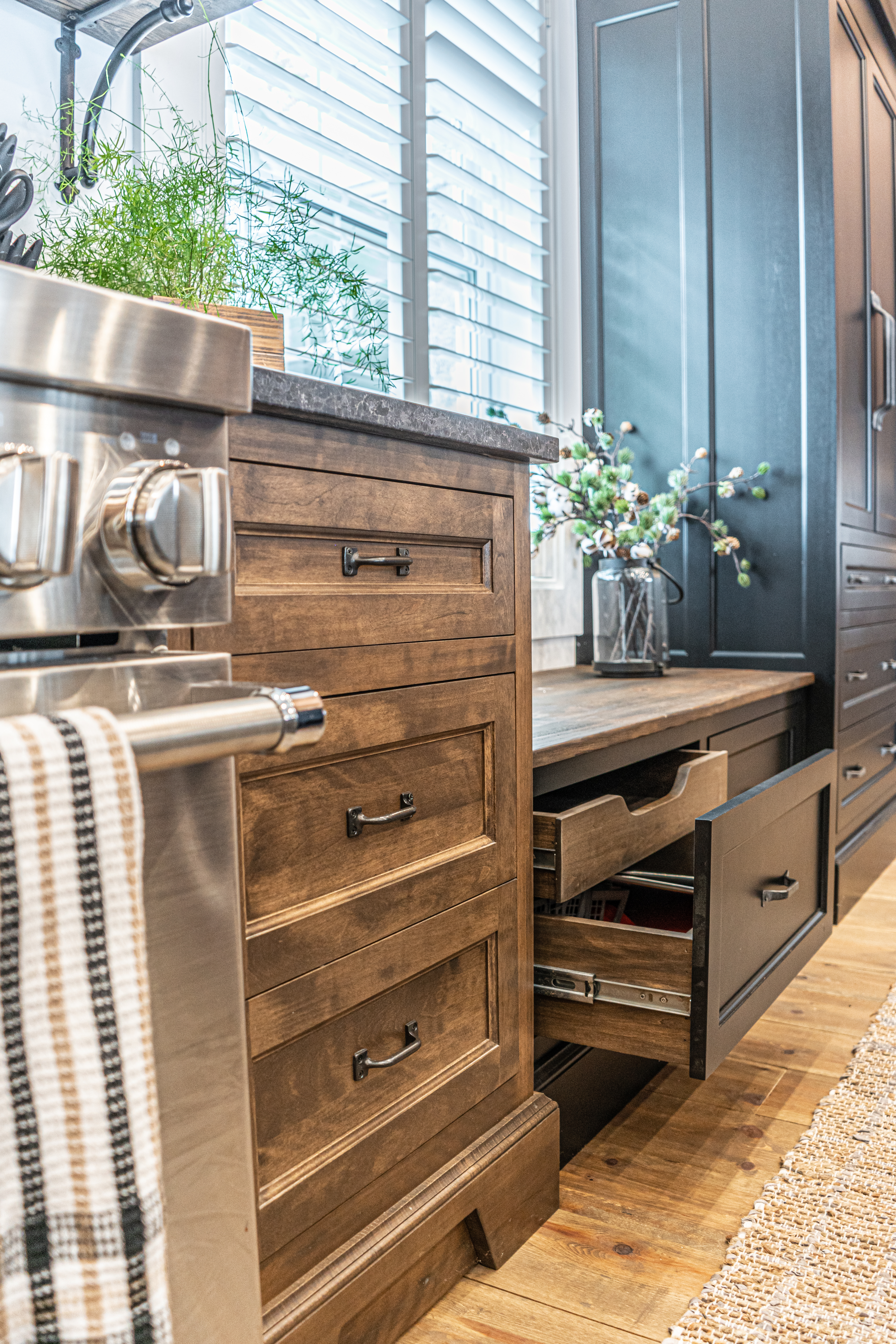 Cuisine construite par dessus une piscine creusée