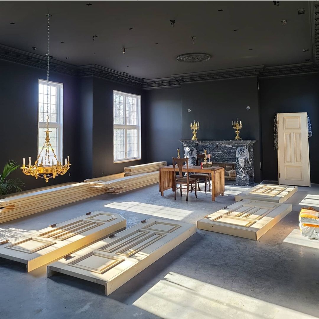 Boiseries du Manoir Blackswan