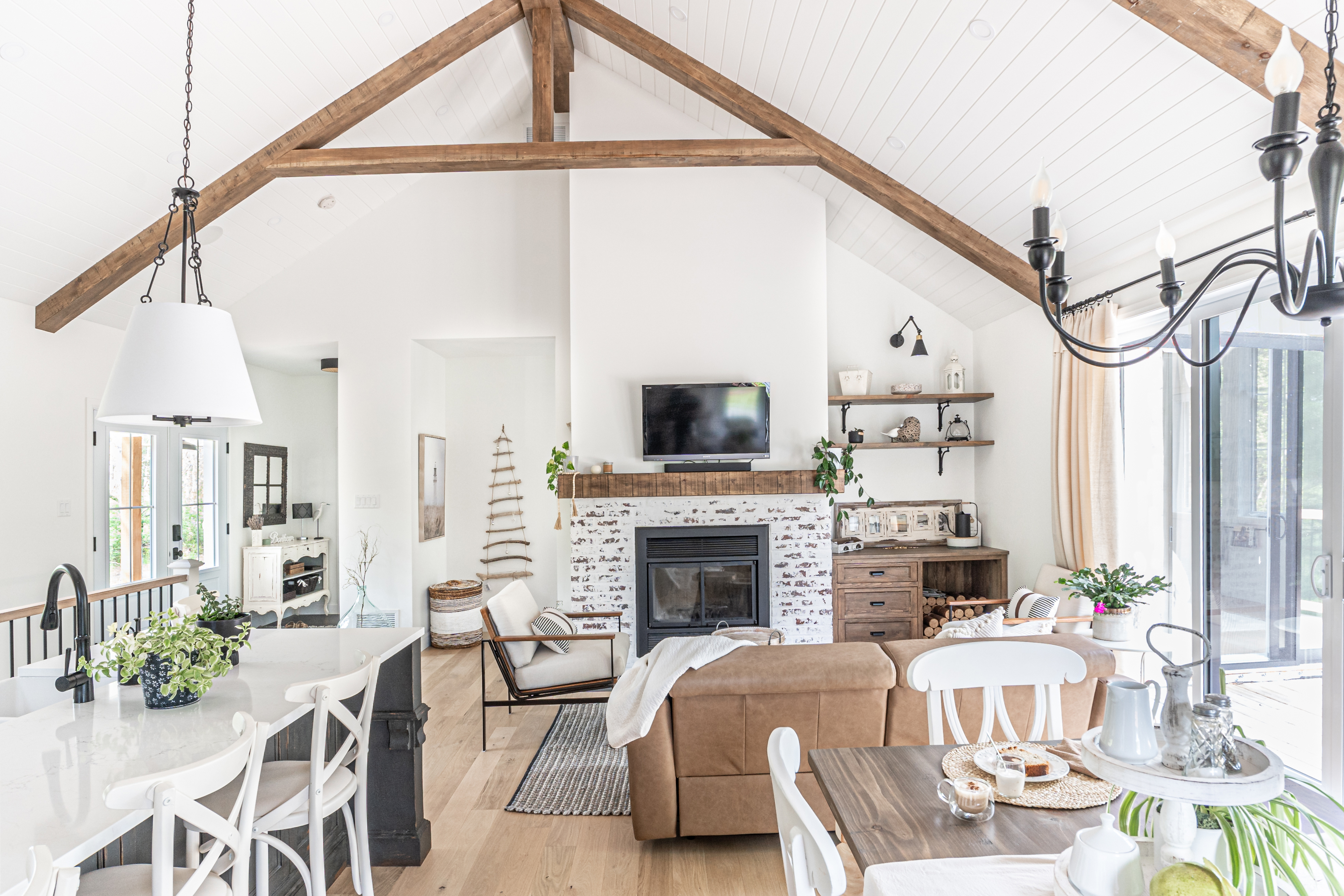 Foyer de brique enduit à la chaux