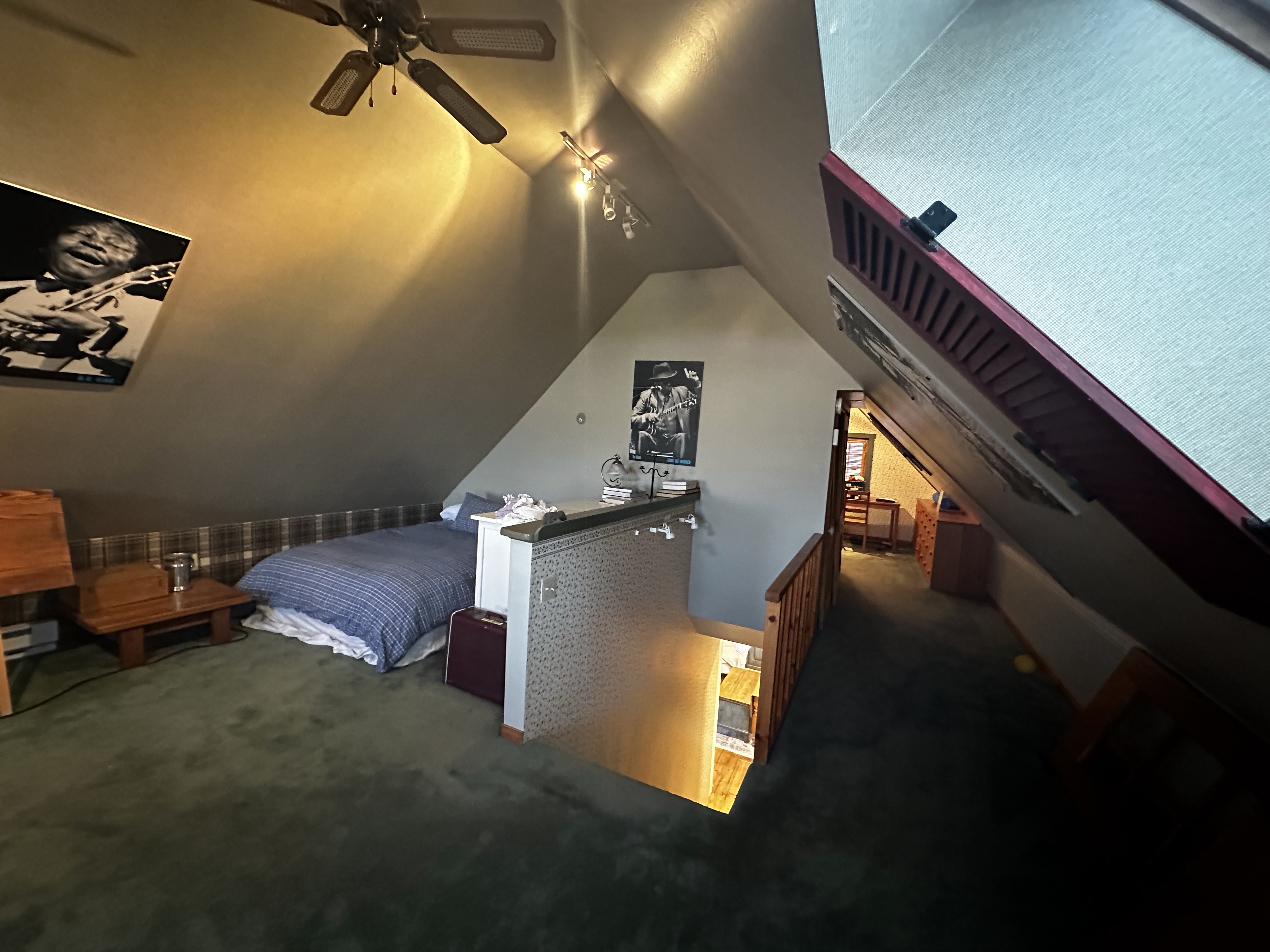 Chambres d'amis et salle de bain restaurées à l'ancienne