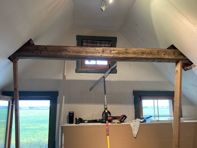 Chambres d'amis et salle de bain restaurées à l'ancienne