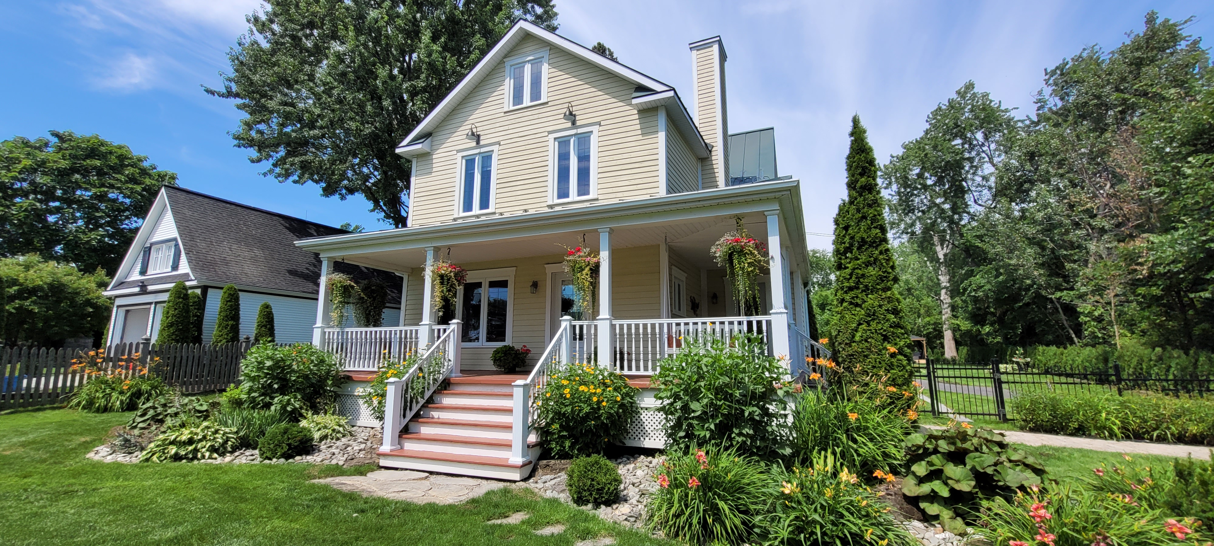 Double agrandissement maison ancestrale Beloeil